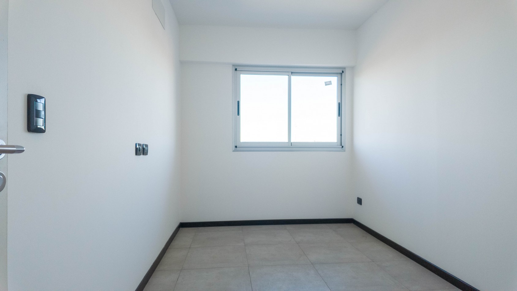 VENTA 3 ambientes con cochera y amenities - Piso MEDIO - Remedios de Escalada