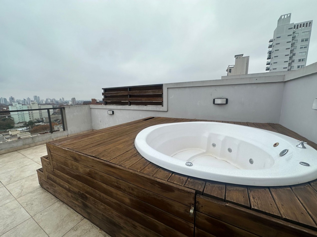 DEPARTAMENTO TIPO LOFT EN  ALQUILER DE 2 AMBIENTES CON TERRAZA PARRILLA YACUZZI  LOMAS CENTRO