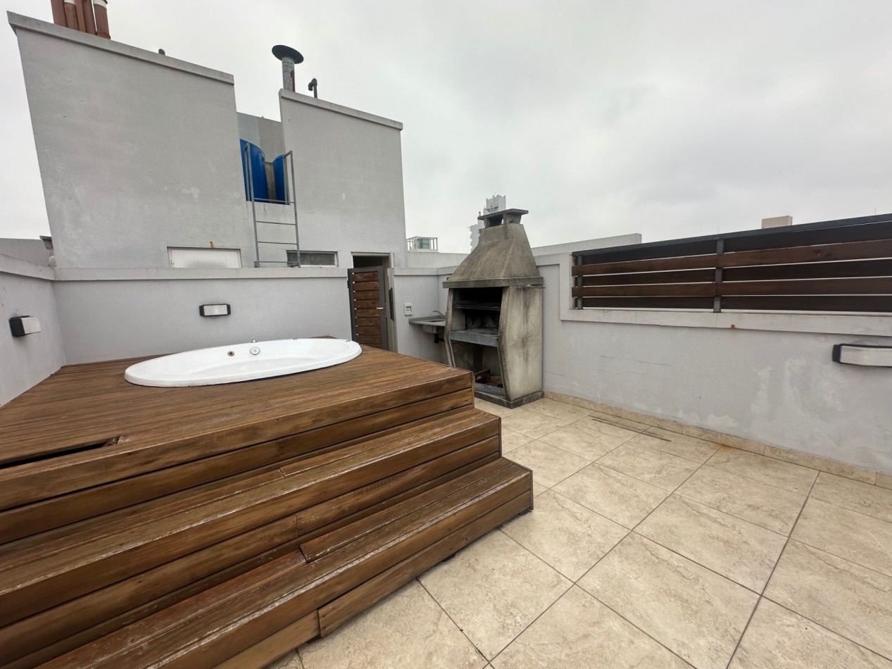 DEPARTAMENTO TIPO LOFT EN  ALQUILER DE 2 AMBIENTES CON TERRAZA PARRILLA YACUZZI  LOMAS CENTRO