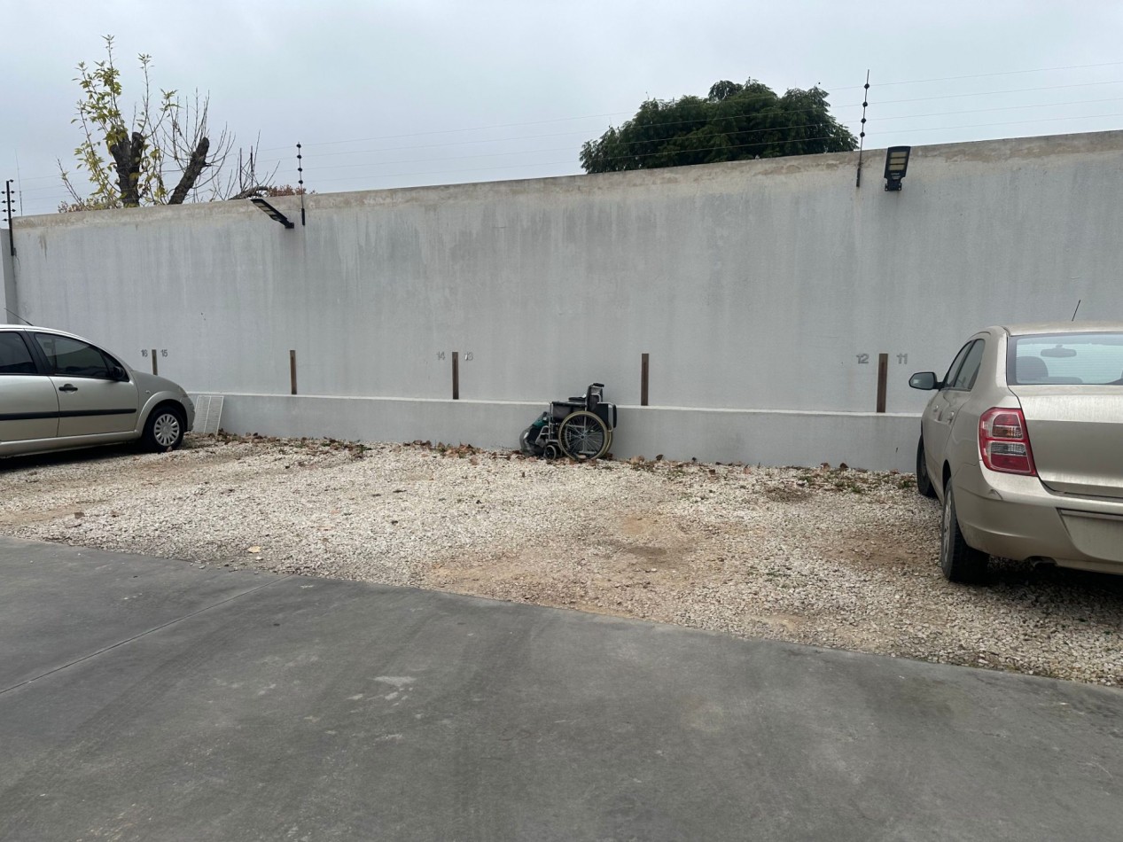 ALQUILER MONOAMBIENTE PISO 2 CON COCHERA REMEDIOS DE ESCALADA
