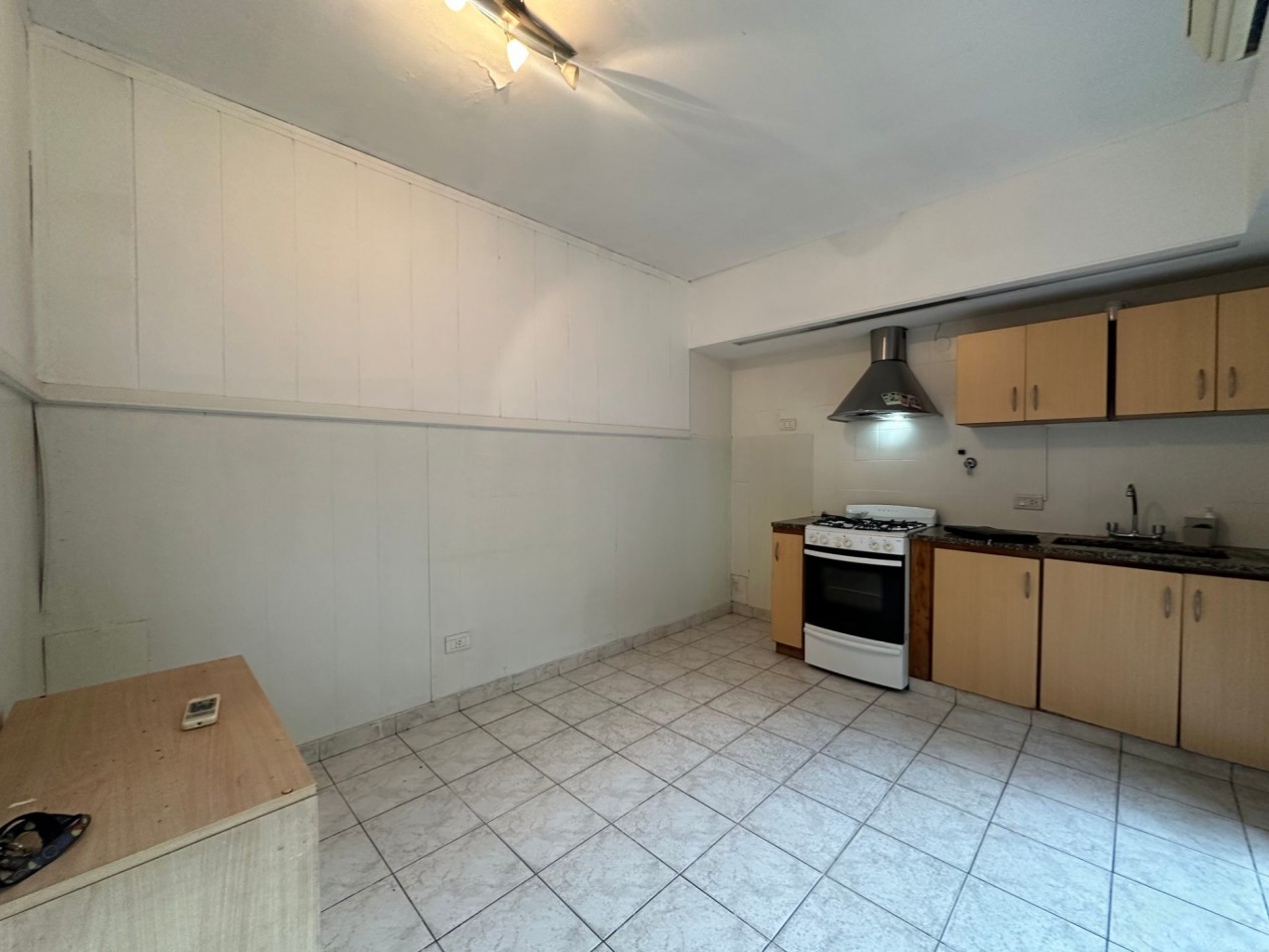 VENTA DE GRAN DUPLEX 4 AMBIENTES Saenz y Alvear Lomas de zamora