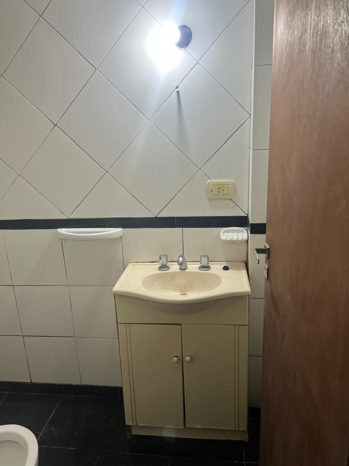 PH EN ALQUILER | 1 DORMITORIO | PLANTA BAJA | ADROGUE