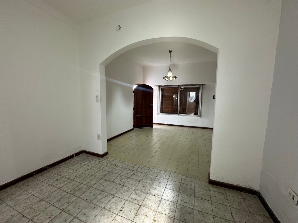 Casa en alquiler | 3 ambientes | Castelli 1797