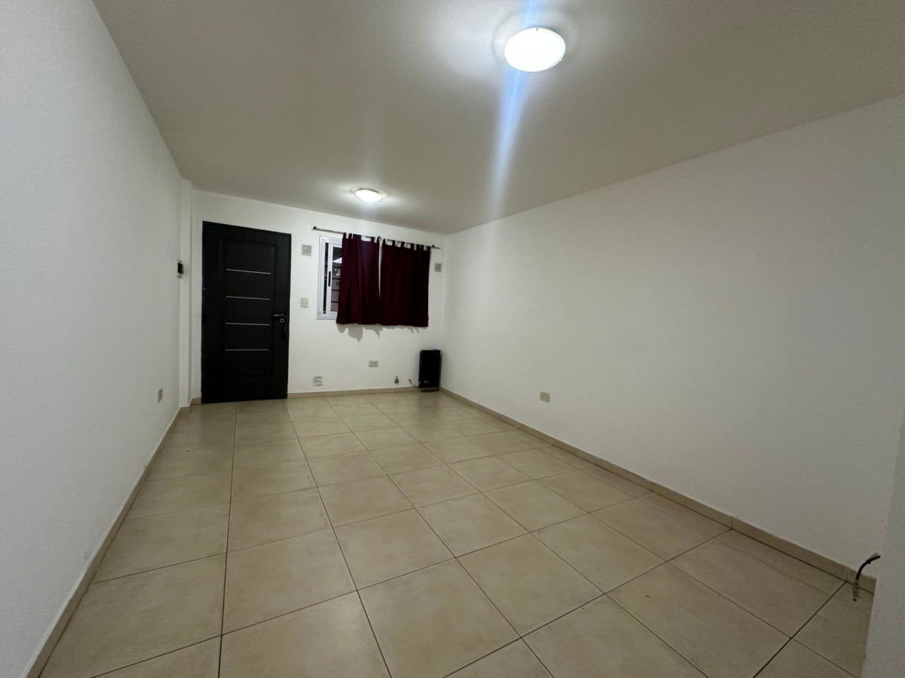 ALQUILER DEPARTAMENTO 2 AMB PB CON COCHERA Y TERRAZA PROPIA