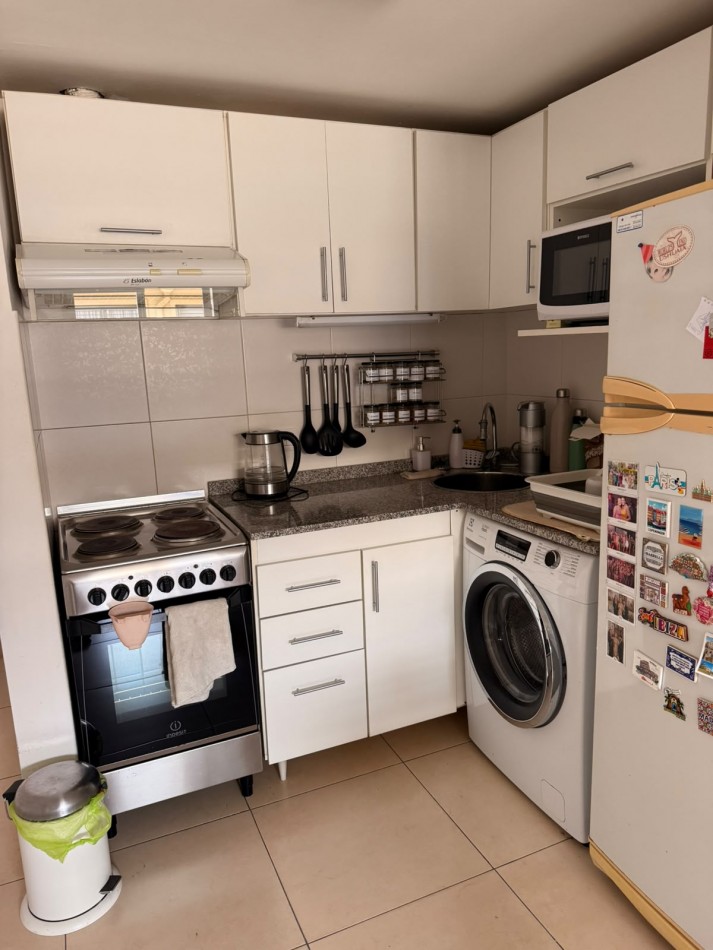 Departamento 2 Ambientes al Frente con Cochera - Baño en Suite y Toilette - Rivera 648, Piso 3