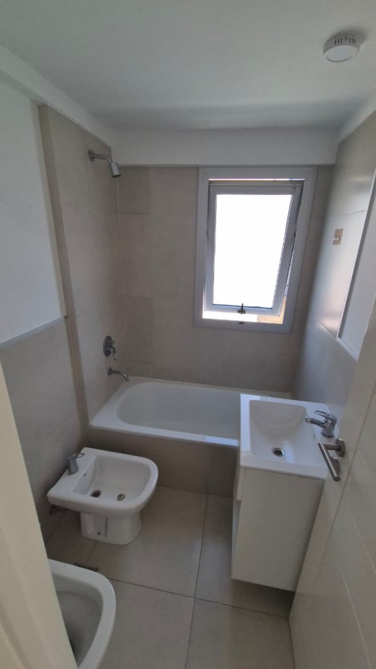 ALQUILER DEPARTAMENTO 2 AMBIENTES - CHACABUCO 140, 3° E