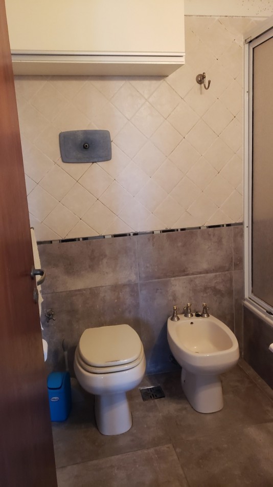 VENTA- 3 AMBIENTES CON COCHERA