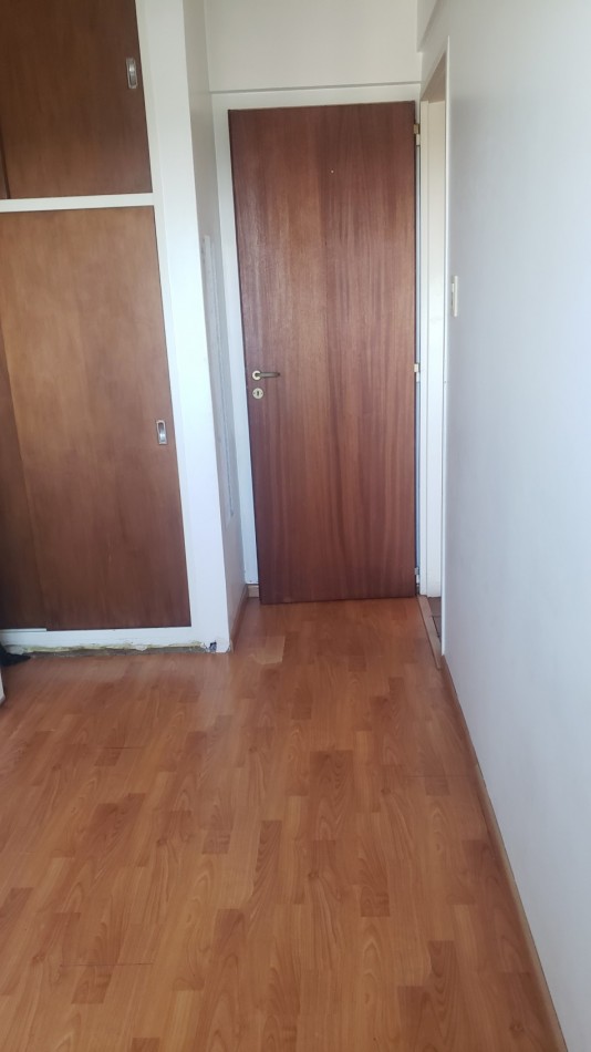VENTA- 3 AMBIENTES CON COCHERA