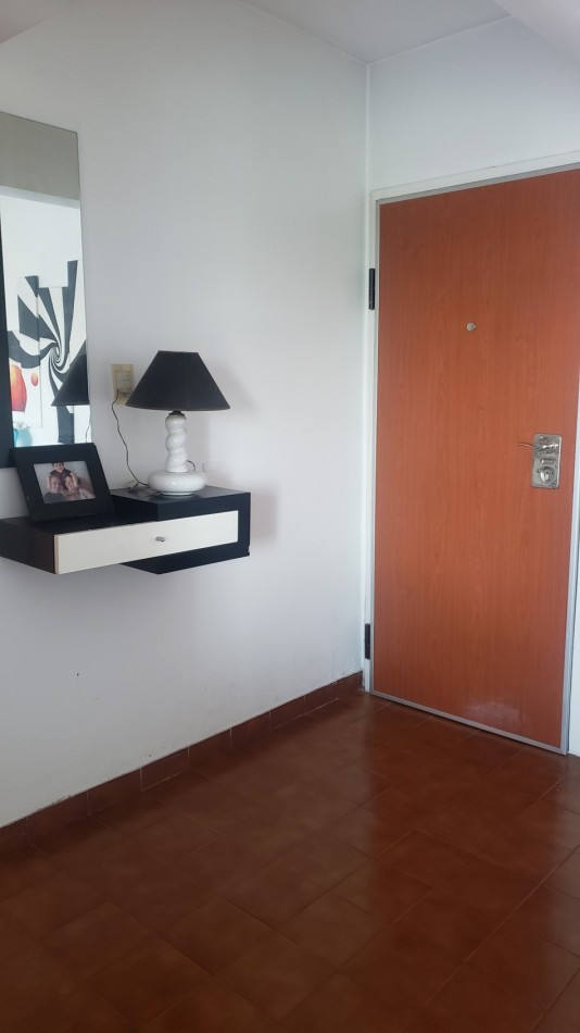 VENTA- 3 AMBIENTES CON COCHERA
