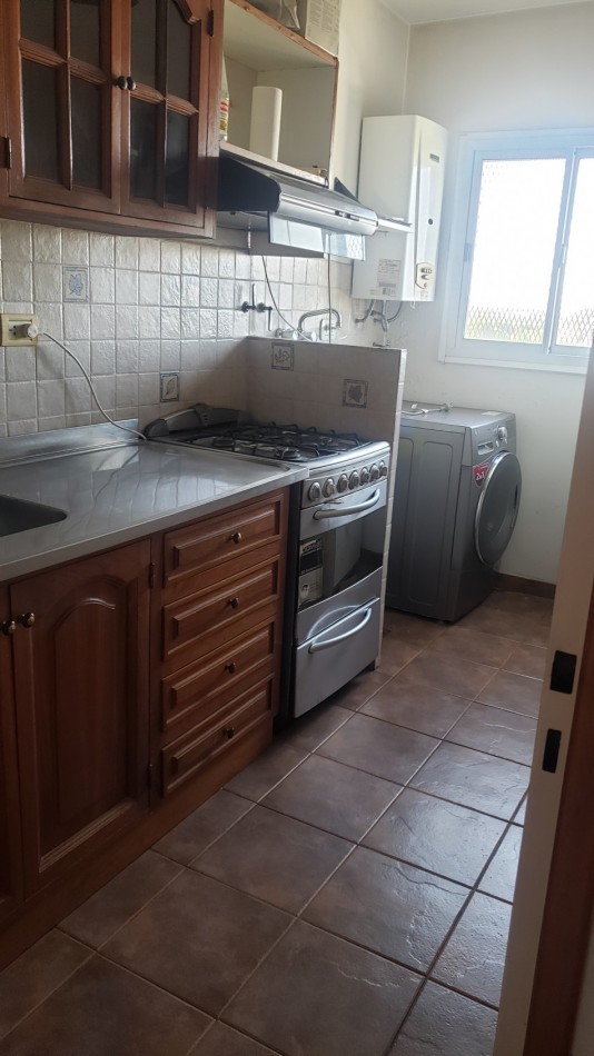 VENTA- 3 AMBIENTES CON COCHERA