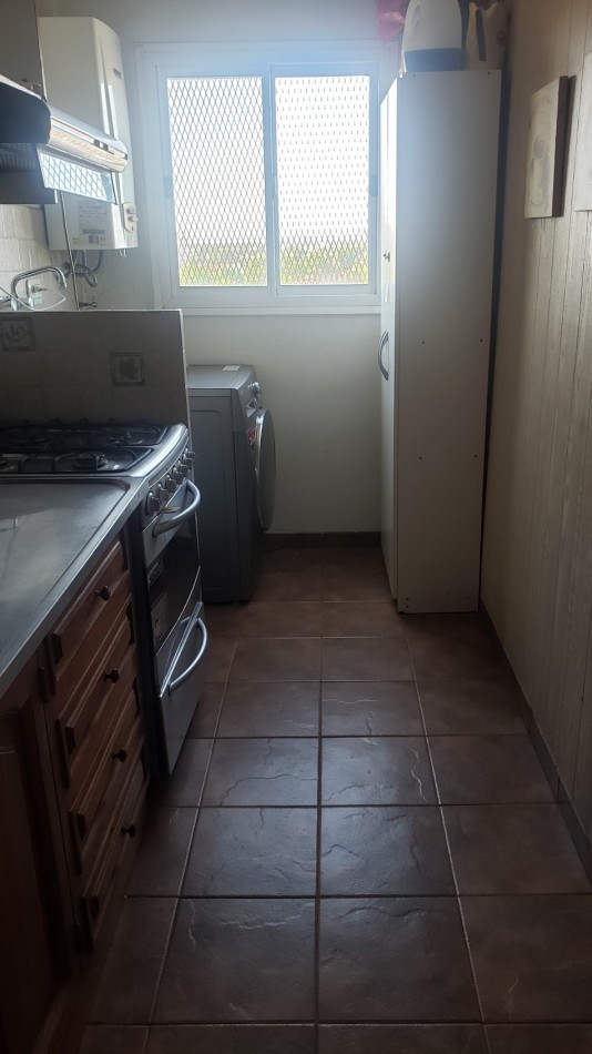 VENTA- 3 AMBIENTES CON COCHERA