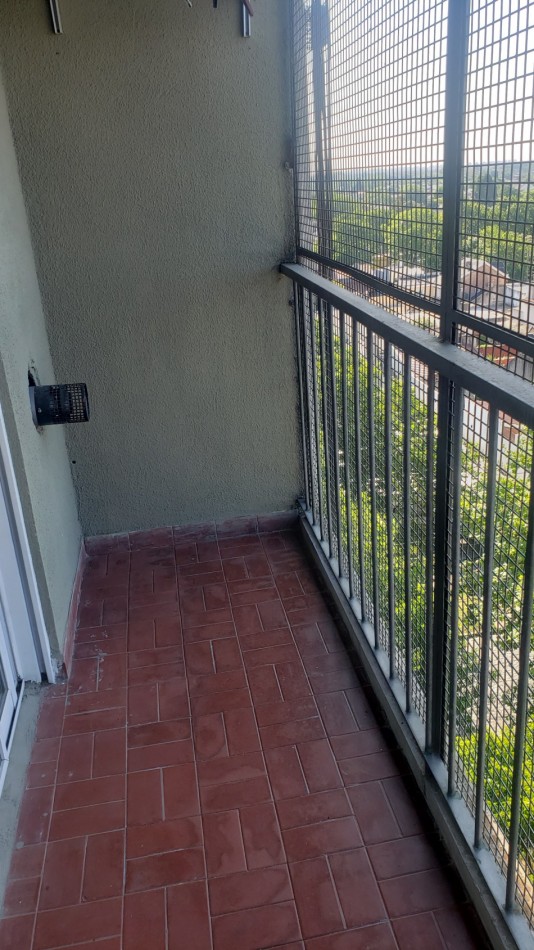 VENTA- 3 AMBIENTES CON COCHERA