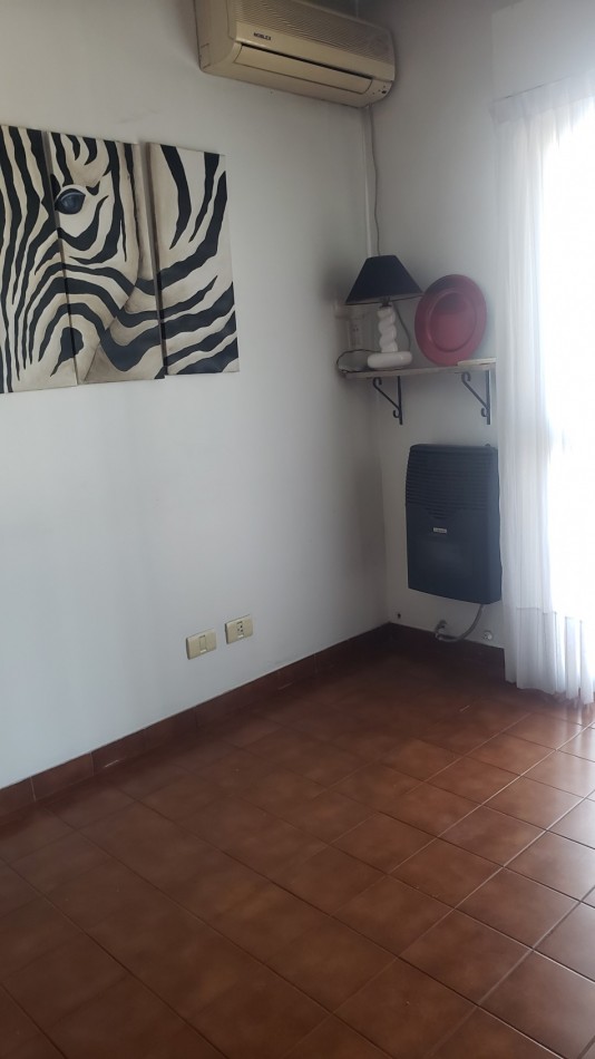 VENTA- 3 AMBIENTES CON COCHERA