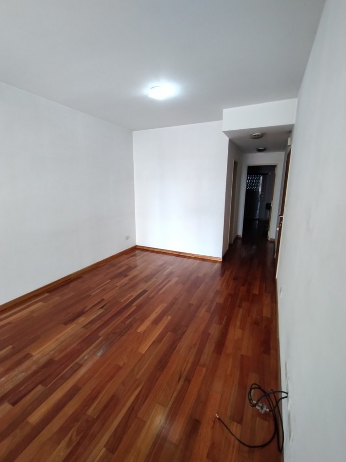 Hermoso depto 2 amb al frente centrico Sarmiento 230