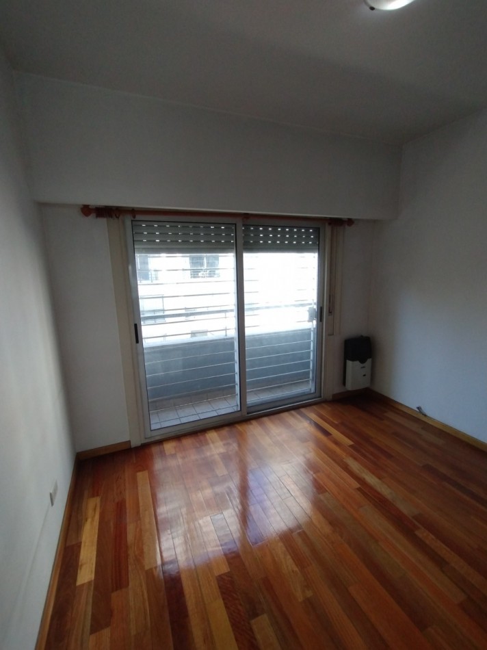 Hermoso depto 2 amb al frente centrico Sarmiento 230