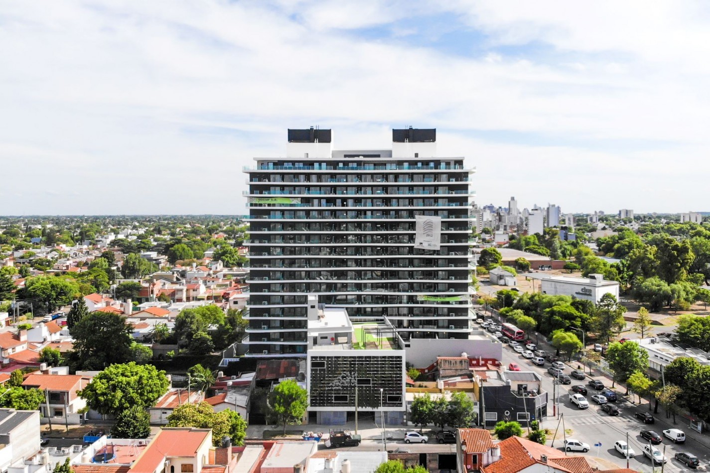 Hermoso y amplio departamento de 2 ambientes con dos baños  a estrenar.