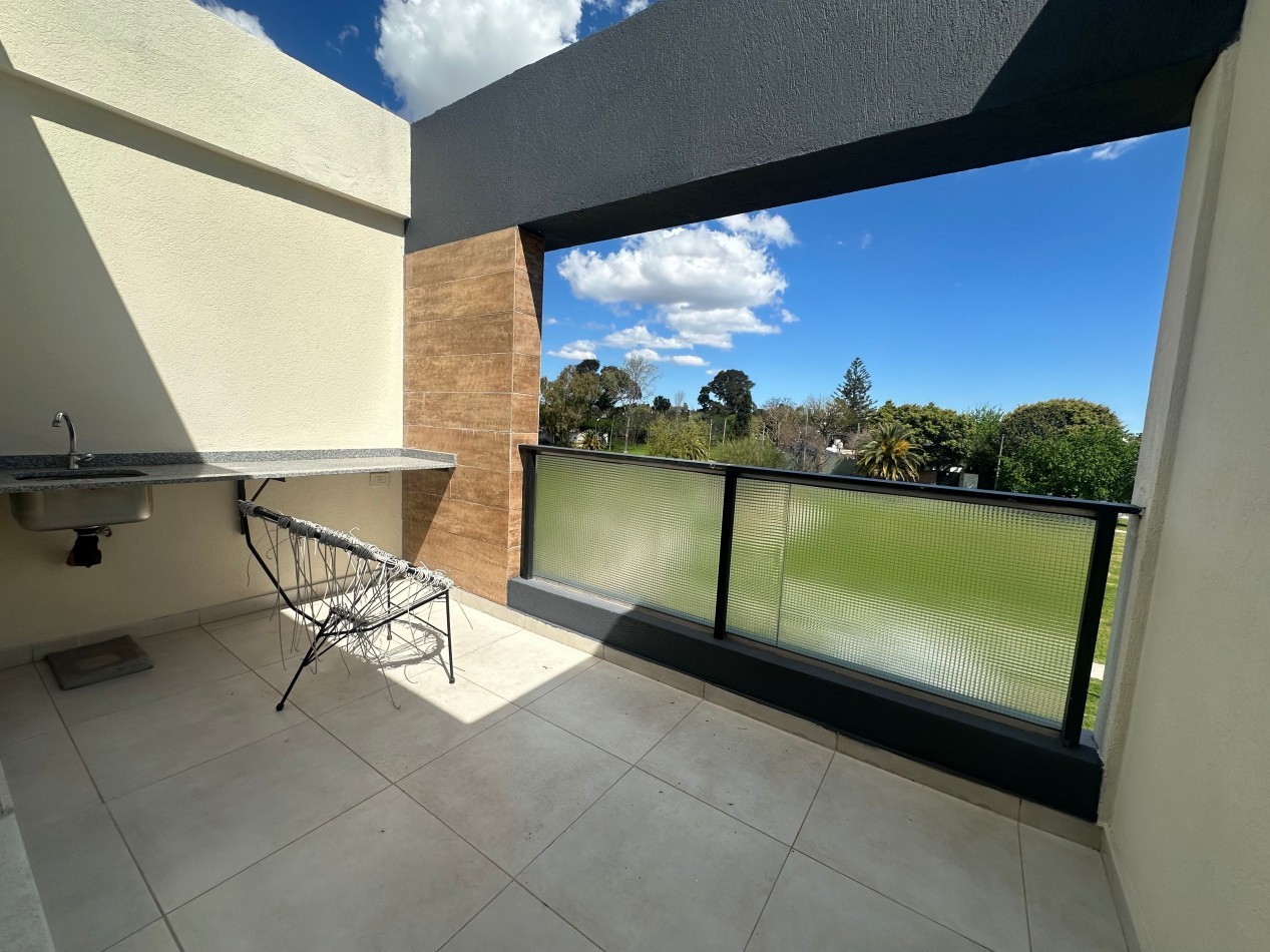 MARAVILLOSO 3 AMBIENTES CON COCHERA