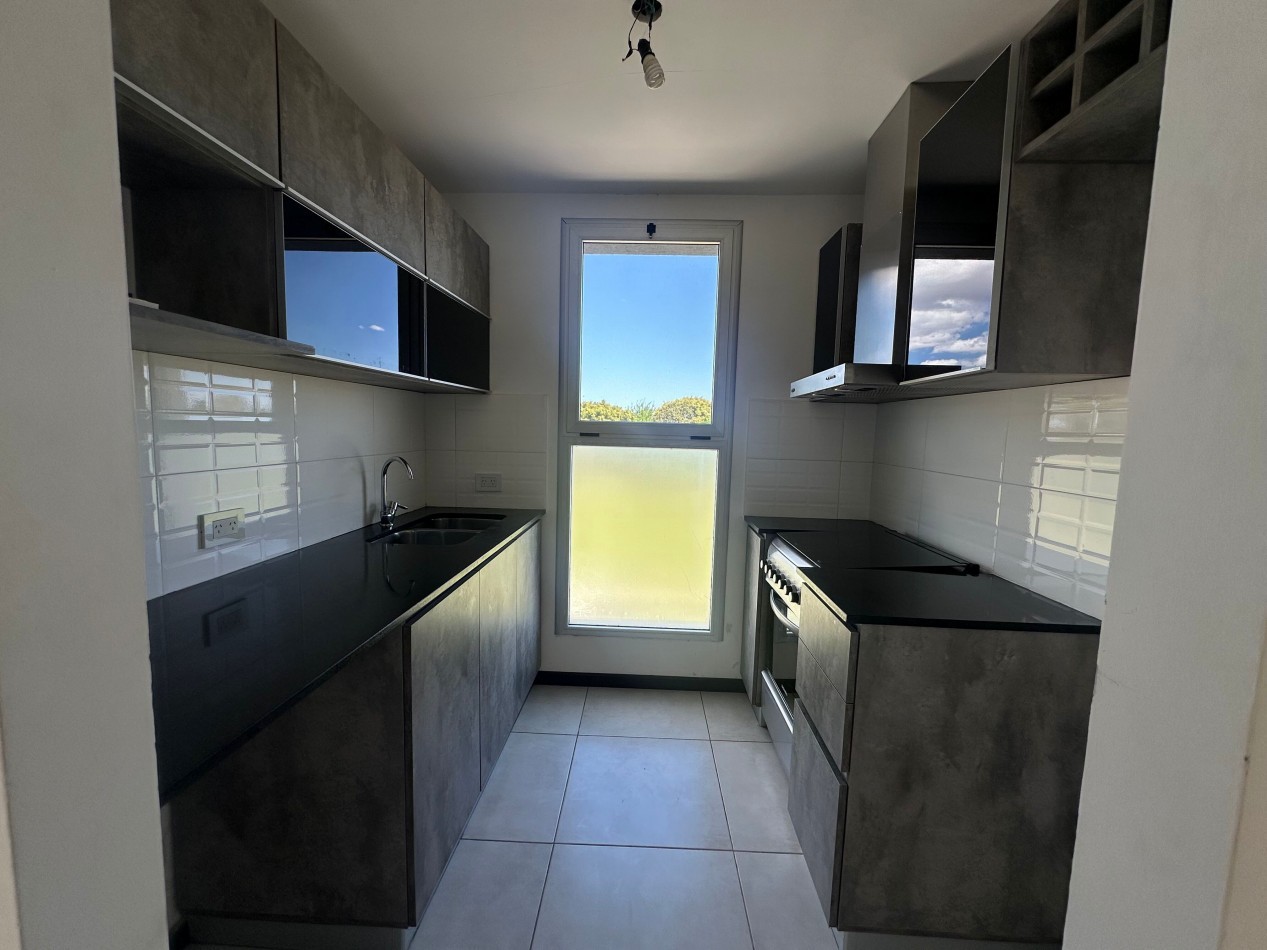 MARAVILLOSO 3 AMBIENTES CON COCHERA