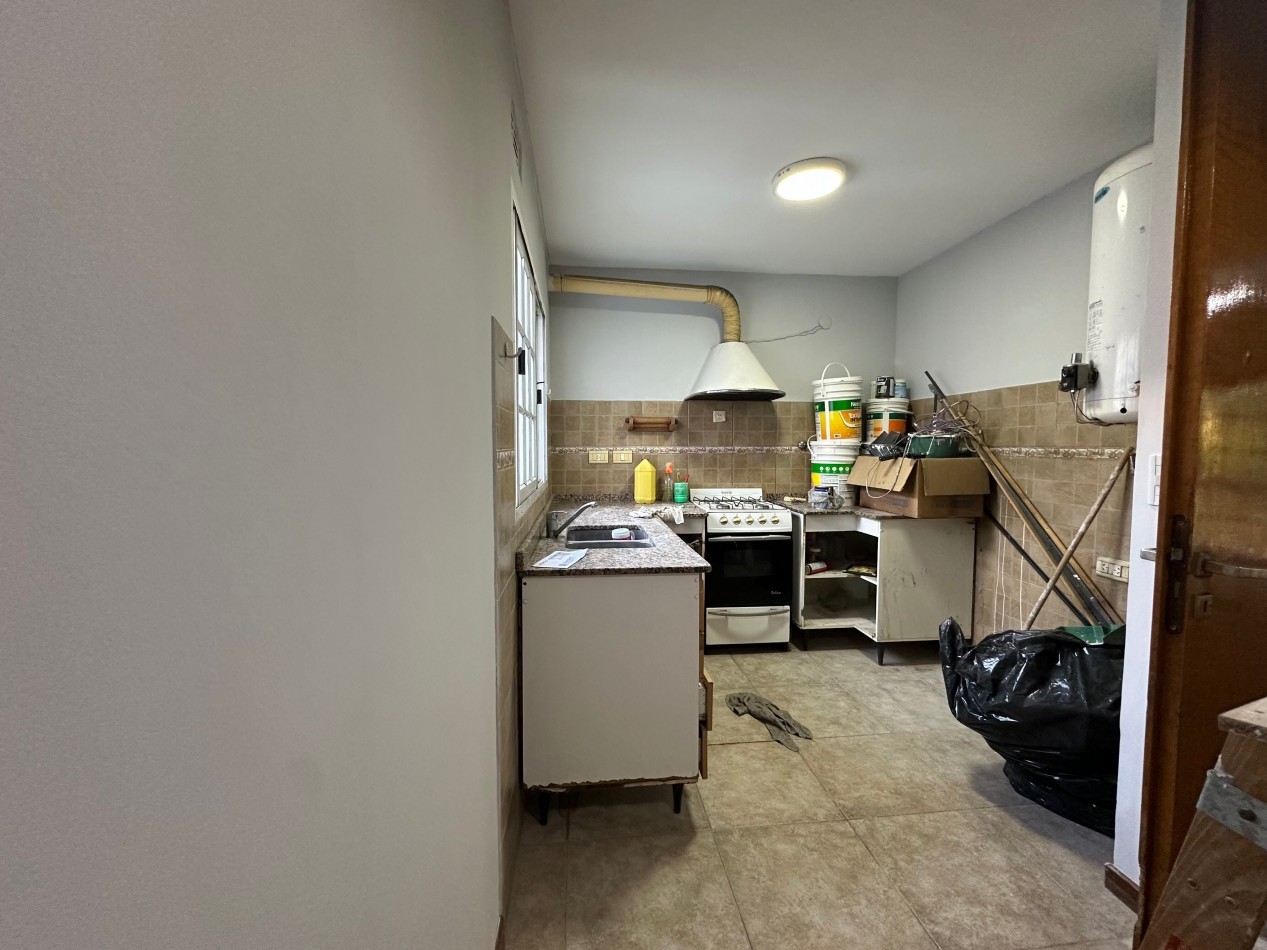 Alquiler Departamento 4 Ambientes con Cochera y Balcon - 3 Dormitorios - Alvear 350