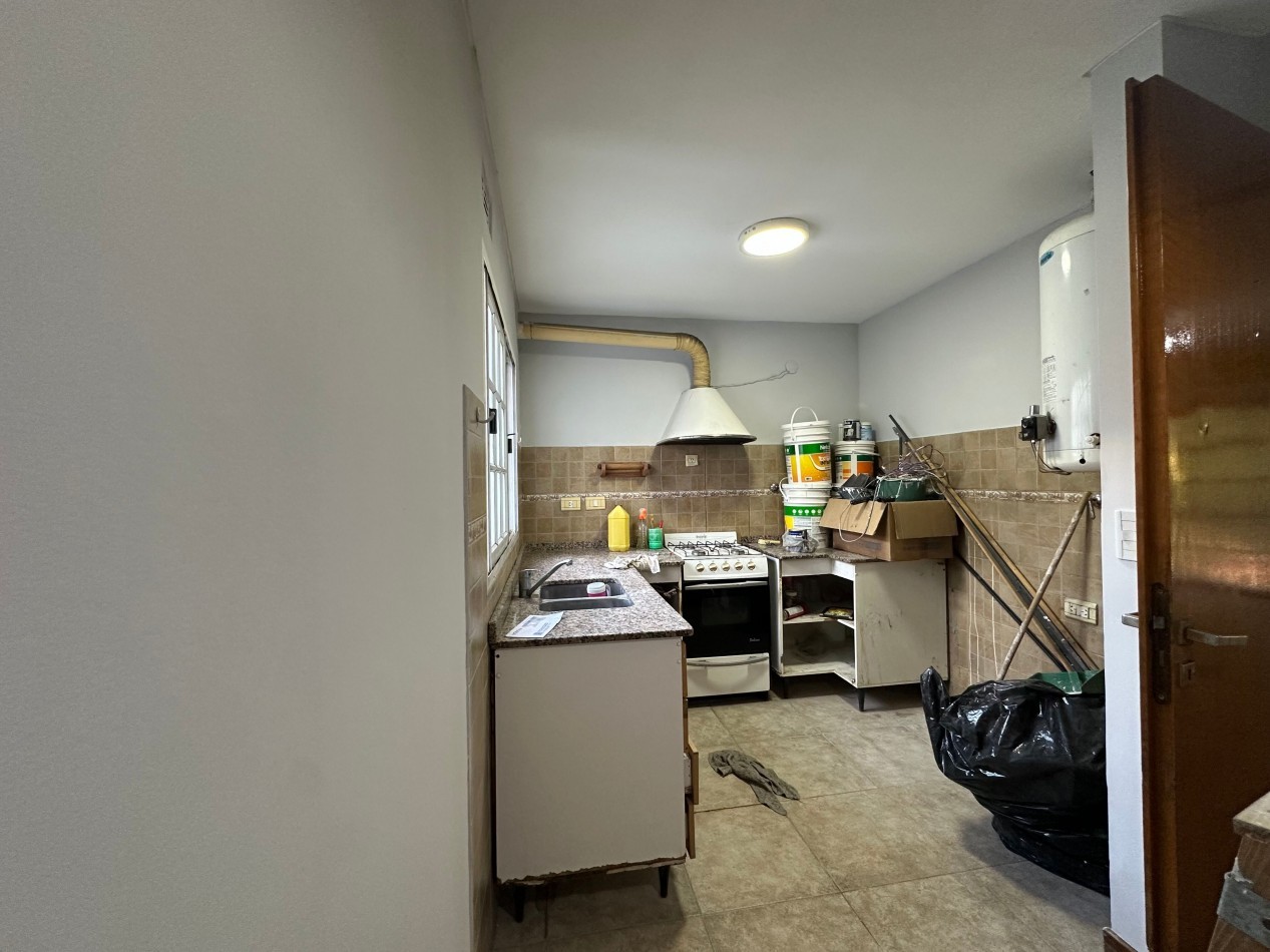 Alquiler Departamento 4 Ambientes con Cochera y Balcon - 3 Dormitorios - Alvear 350