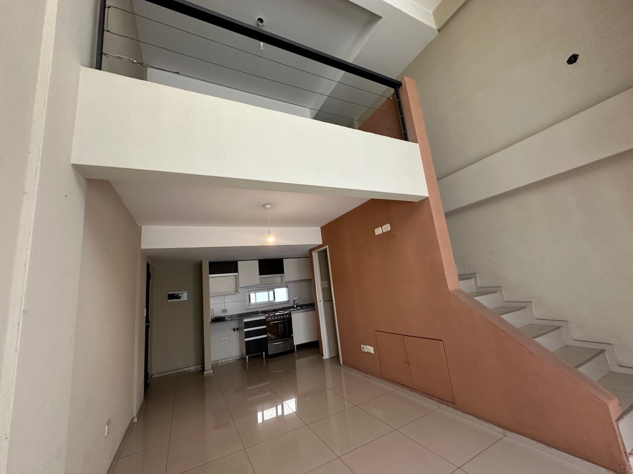 VENTA DEPTO 2 AMBIENTES TIPO LOFT LOMAS CENTRO