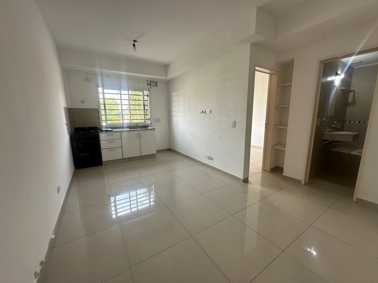 ALQUILER DEPARTAMENTO DE 2 AMBIENTES CON COCHERA LOMAS DE ZAMORA ZONA GANDULFO MODERNO