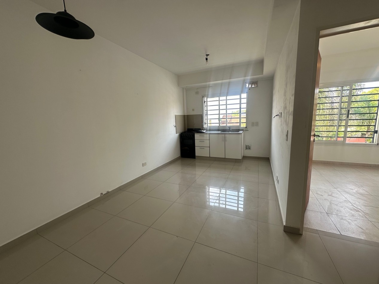 ALQUILER DEPARTAMENTO DE 2 AMBIENTES CON COCHERA LOMAS DE ZAMORA ZONA GANDULFO MODERNO
