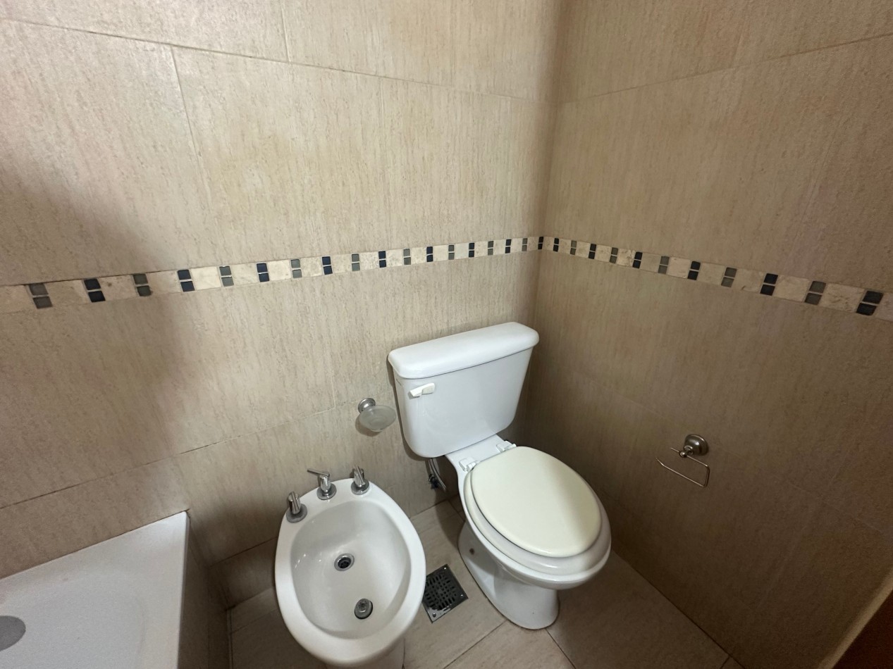 ALQUILER DEPARTAMENTO DE 2 AMBIENTES CON COCHERA LOMAS DE ZAMORA ZONA GANDULFO MODERNO