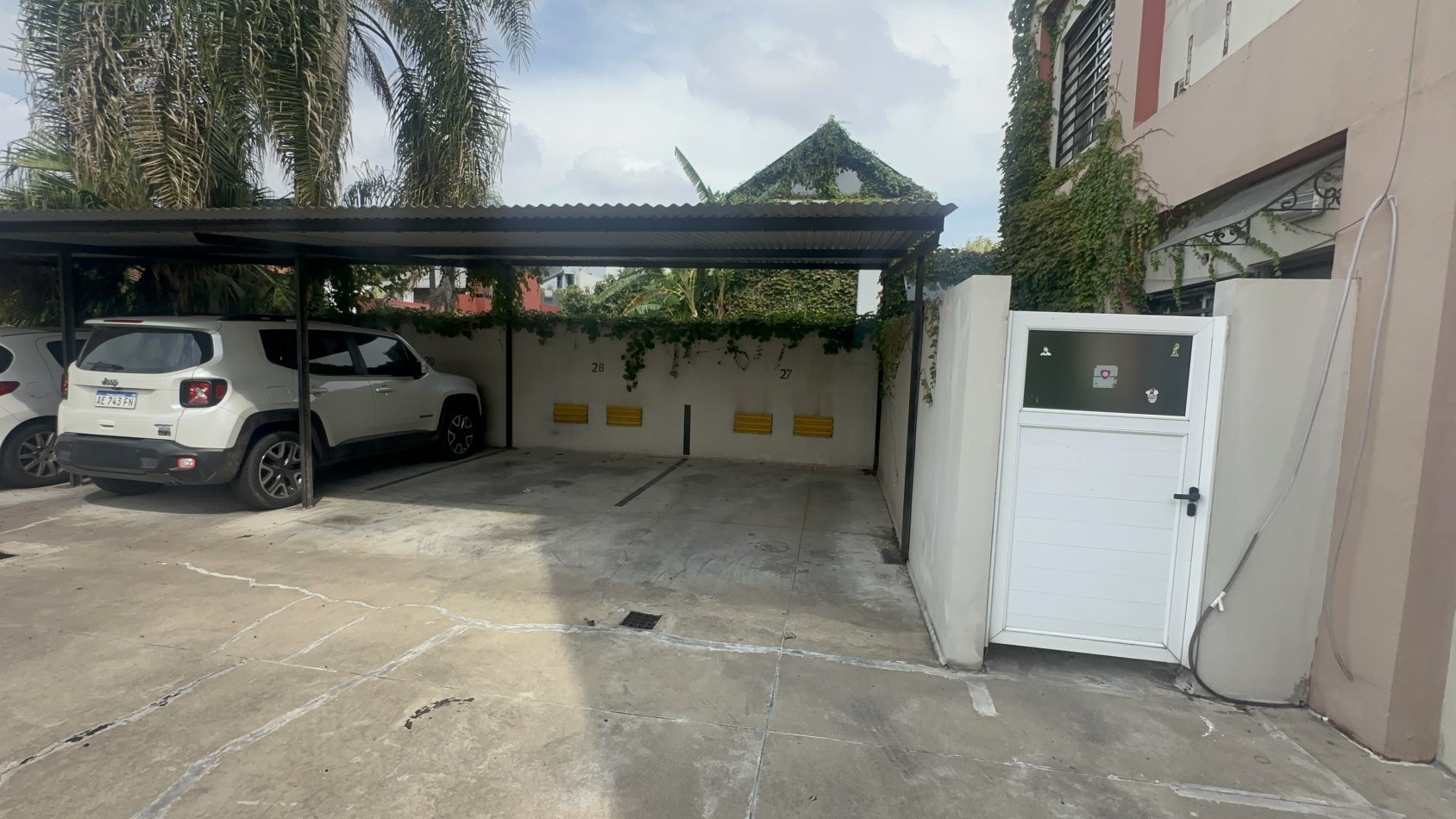ALQUILER DEPARTAMENTO DE 2 AMBIENTES CON COCHERA LOMAS DE ZAMORA ZONA GANDULFO MODERNO