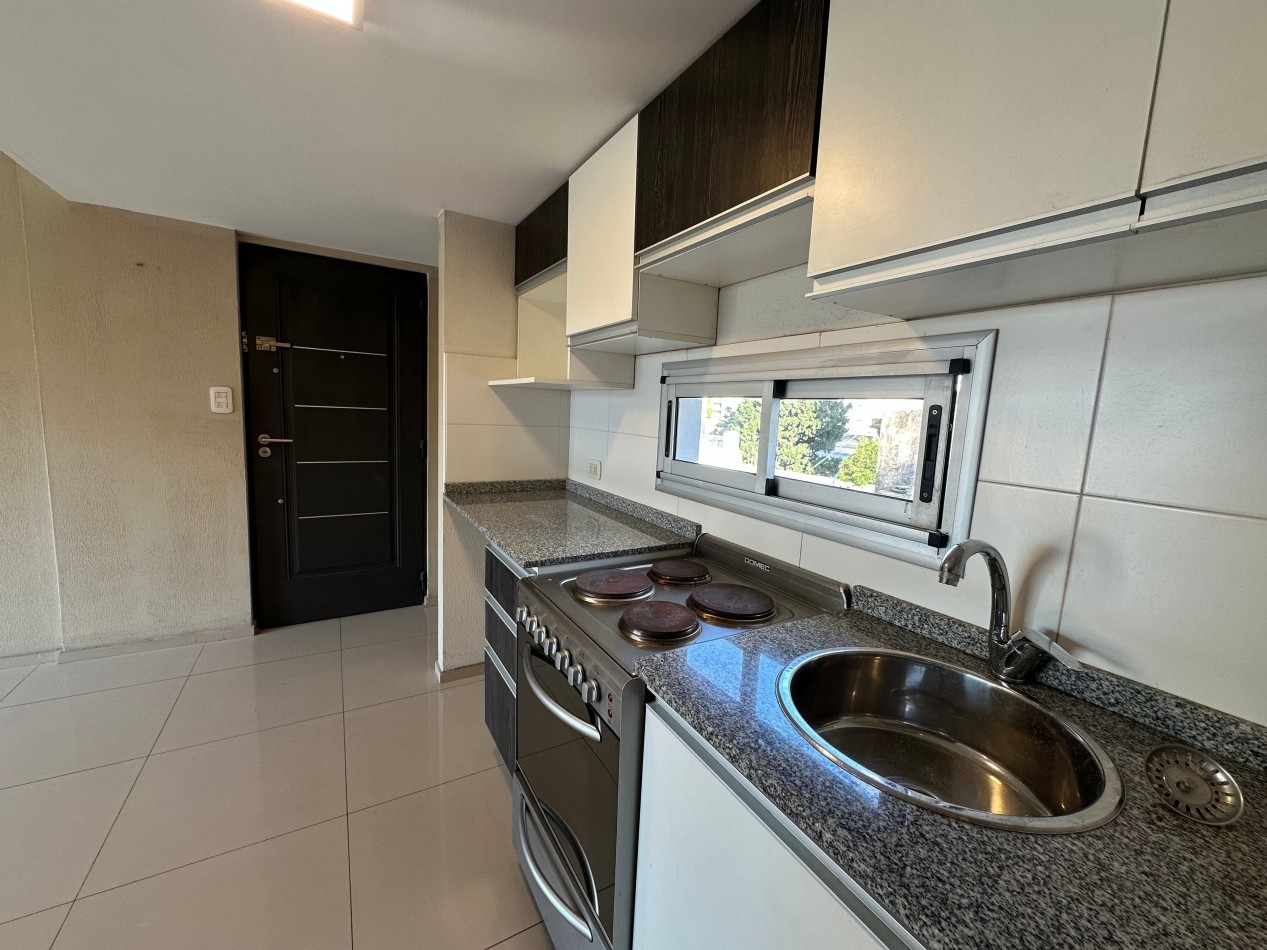 PORTELA 290 5tO PISO ALQUILER DEPTO 2 AMBIENTES CON TERRAZA PARRILLA YACUZZI TIPO LOFT LOMAS CENTRO