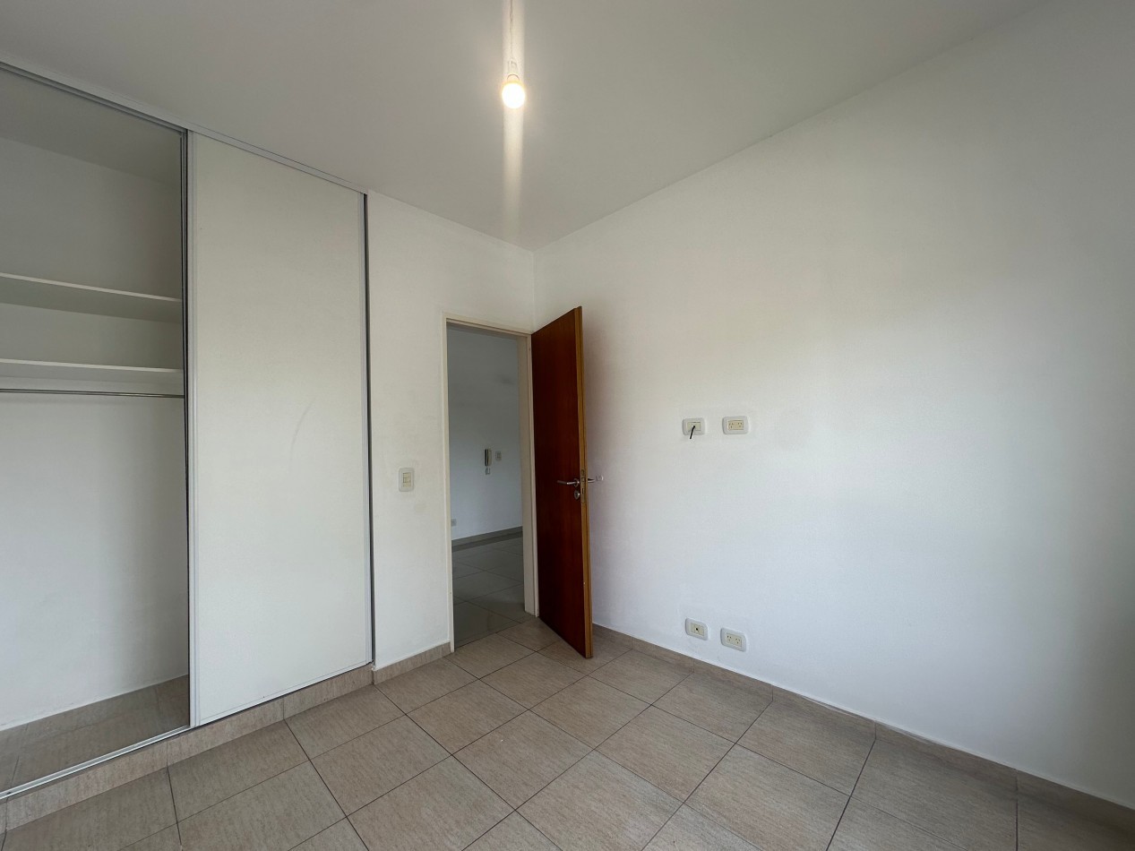DEPARTAMENTO 2 AMBIENTES EN ALQUILER LOMAS DE ZAMORA ZONA GANDULFO