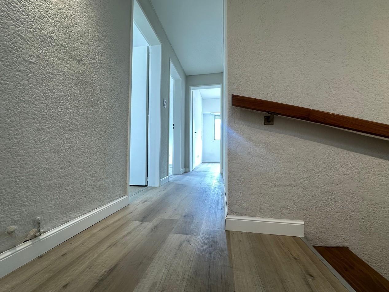 SOLO USO PROFESIONAL Casa tipo PH en alquiler - Esquina Manuel Castro y Pereyra Lucena, Lomas de Zamora