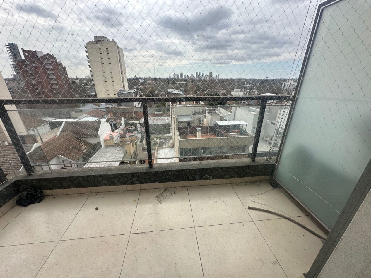 DEPTO 2 AMBIENTES CON COCHERA TERRAZA PRIVADA LOMAS CENTRICO APTO PROFESIONAL
