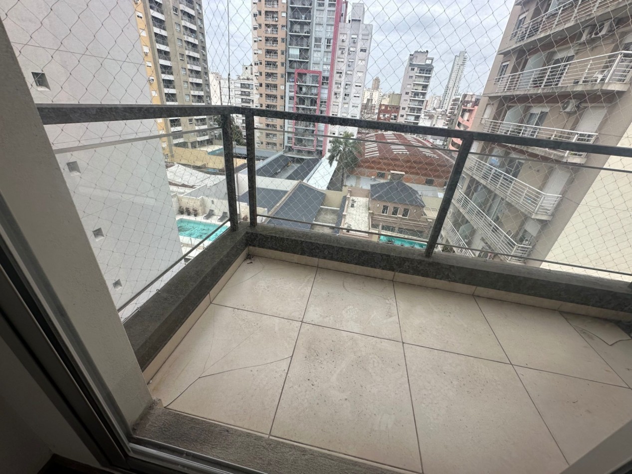 DEPTO 2 AMBIENTES CON COCHERA TERRAZA PRIVADA LOMAS CENTRICO APTO PROFESIONAL