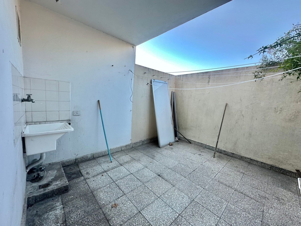 VENTA DE GRAN DUPLEX 4 AMBIENTES Saenz y Alvear Lomas de zamora