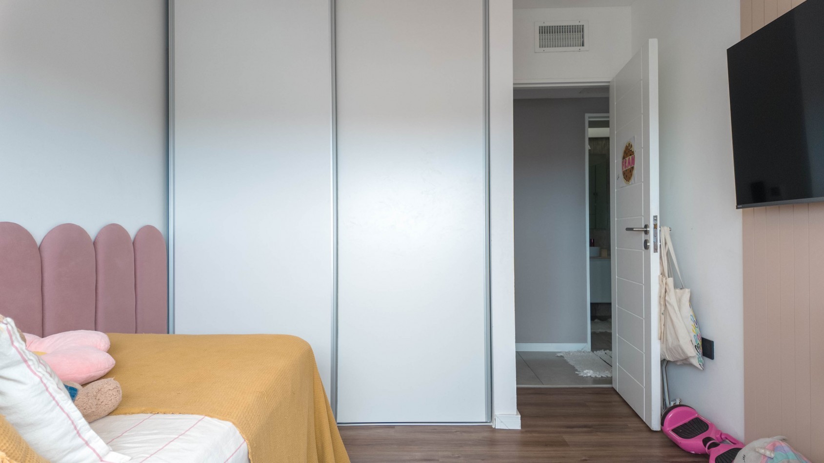 Piso premium 4 ambientes con gran terraza, parrilla y jacuzzi - Cochera - Edificio de categoria - Remedios de escalada