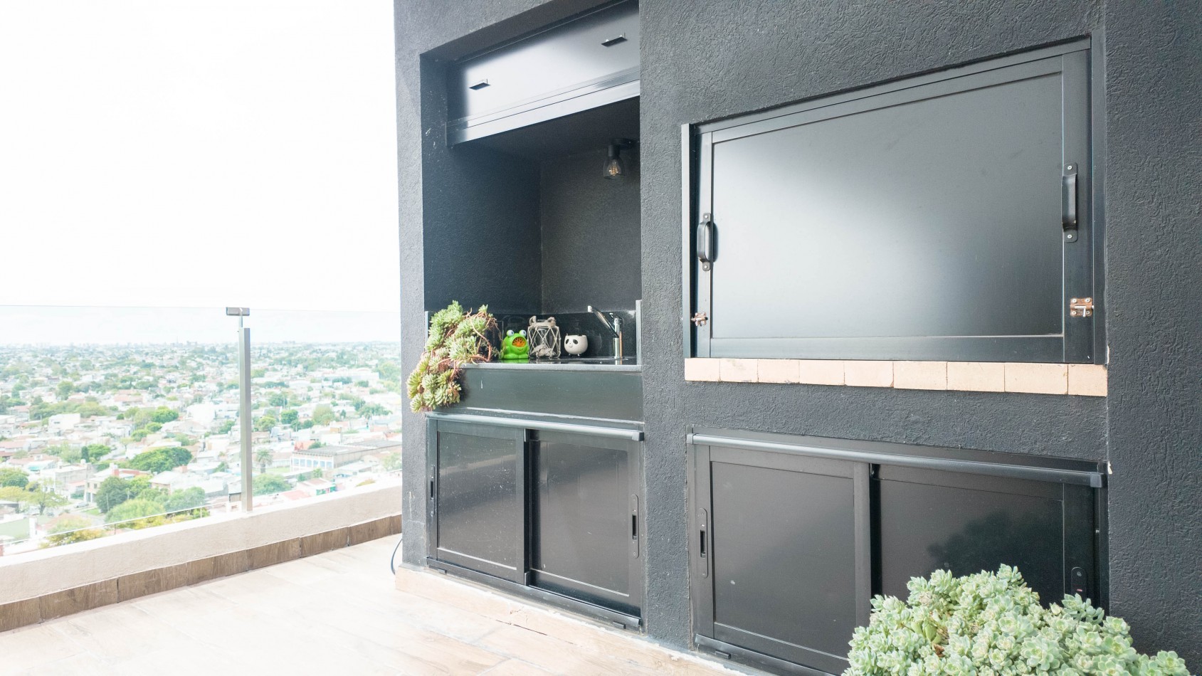 Piso premium 4 ambientes con gran terraza, parrilla y jacuzzi - Cochera - Edificio de categoria - Remedios de escalada