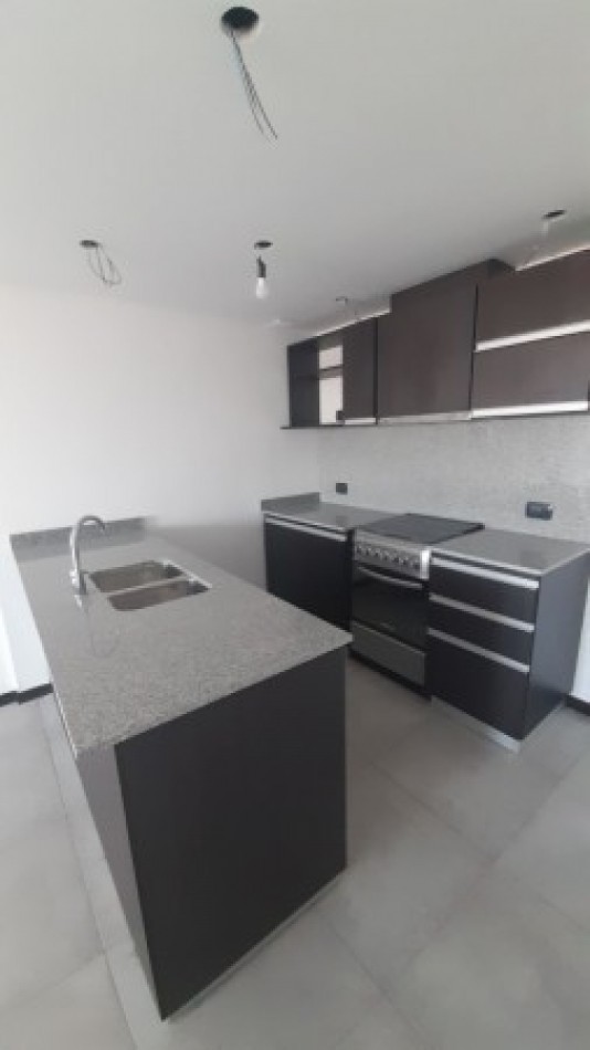 Hermoso departamento de 3 amb con cochera