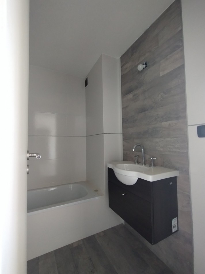 ALQUILER MONOAMBIENTE  en Piso 9