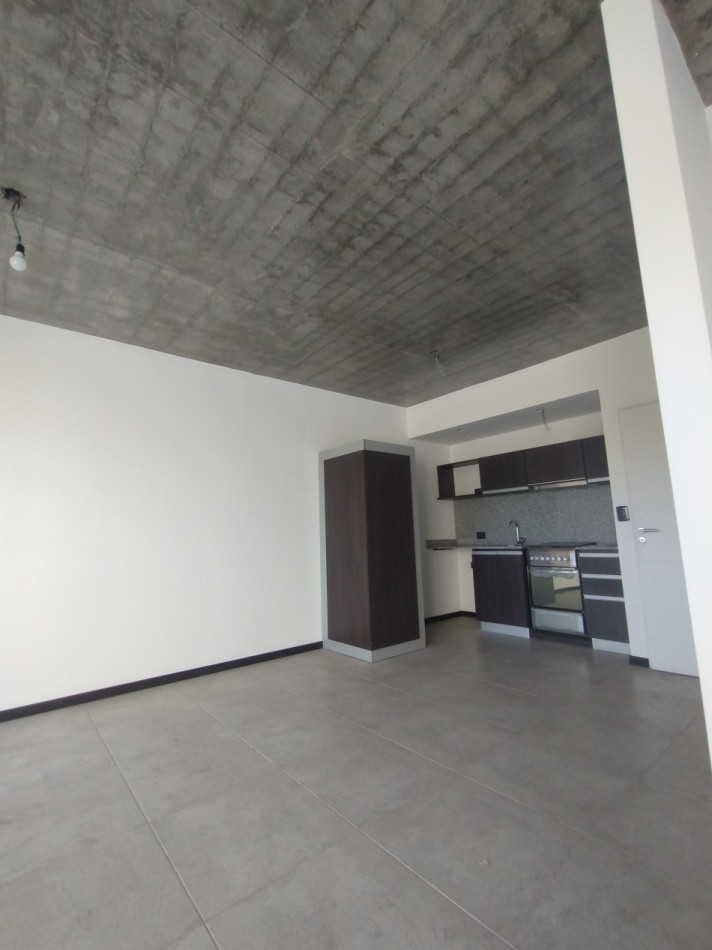ALQUILER MONOAMBIENTE  en Piso 9