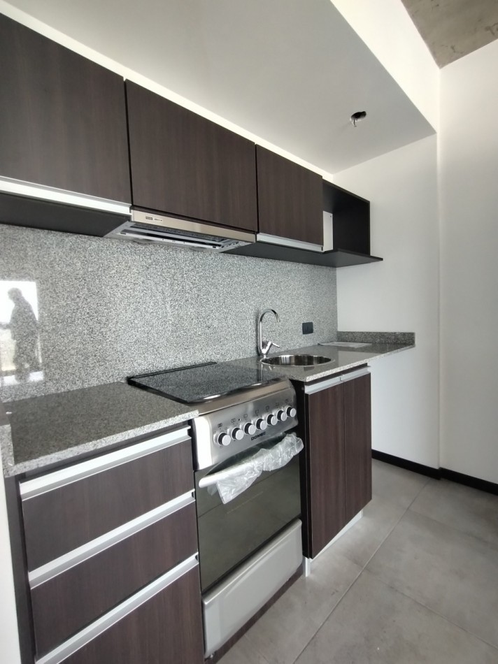 ALQUILER MONOAMBIENTE  en Piso 9
