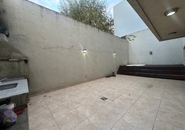  Dpto en PB con patio, parrilla y yacuzzi lomas de zamora