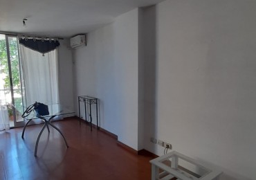 Departamento 2 ambientes con balcon al frente - Lomas de Zamora Centro